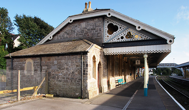 tenby-railway-station-1.jpg