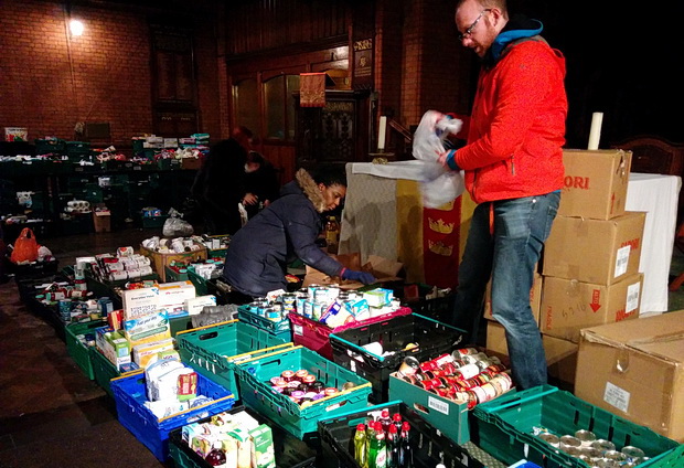 norwood-brixton-foodbank-05.jpg