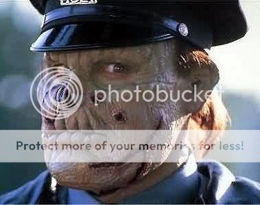 maniaccop.jpg