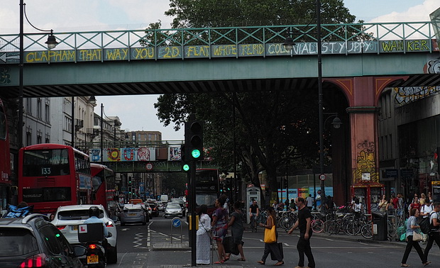 clapham-that-way-01.jpg