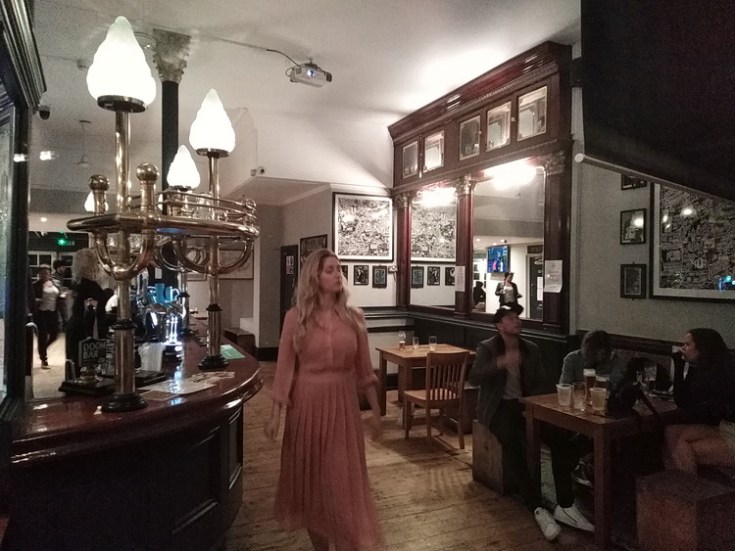 Super Saturday night in Brixton - a look around the pubs as they reopened on Sat 4th July 2020