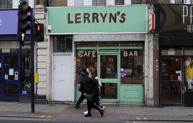 lerryns-cafe-peckham-rye-01.jpg