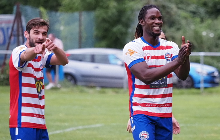 Peckham Town crush Crockenhill FC 7-2 in bank holiday goal fest