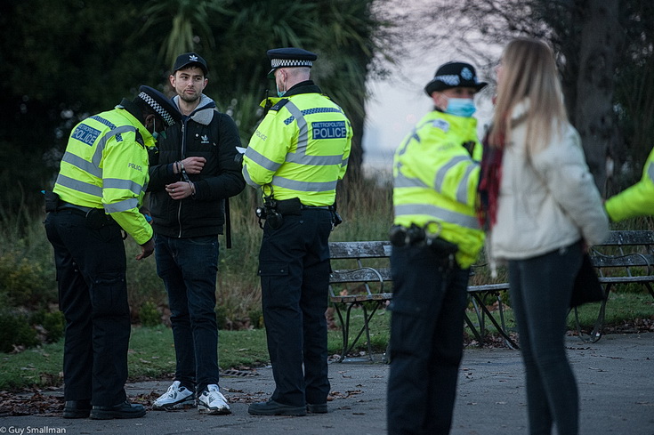 In photos: Police arrest anti lockdown protestors in Brockwell park, Sat 9th Jan 2021