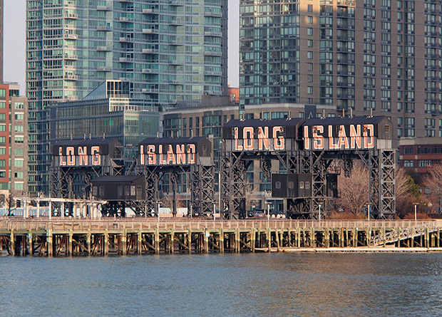 east-river-ferry-new-york-14.jpg