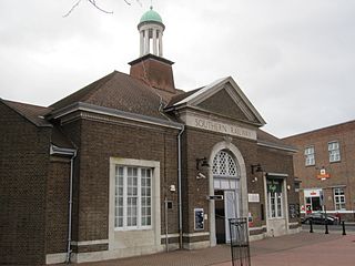 320px-18.02.12_Bromley_North_Station_%286898779907%29.jpg