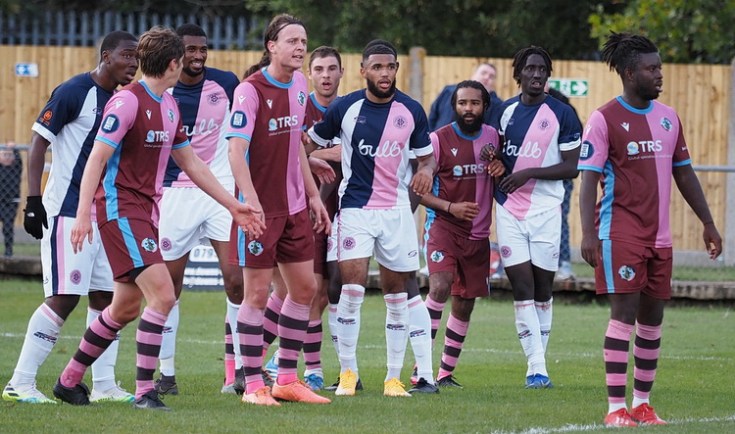 Dulwich Hamlet win on penalties after 2-2 draw at Corinthian Casuals, Sat 3rd October 2020