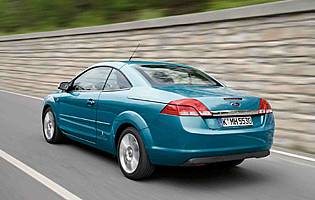 2006099_ford_focus_cc_rear.jpg