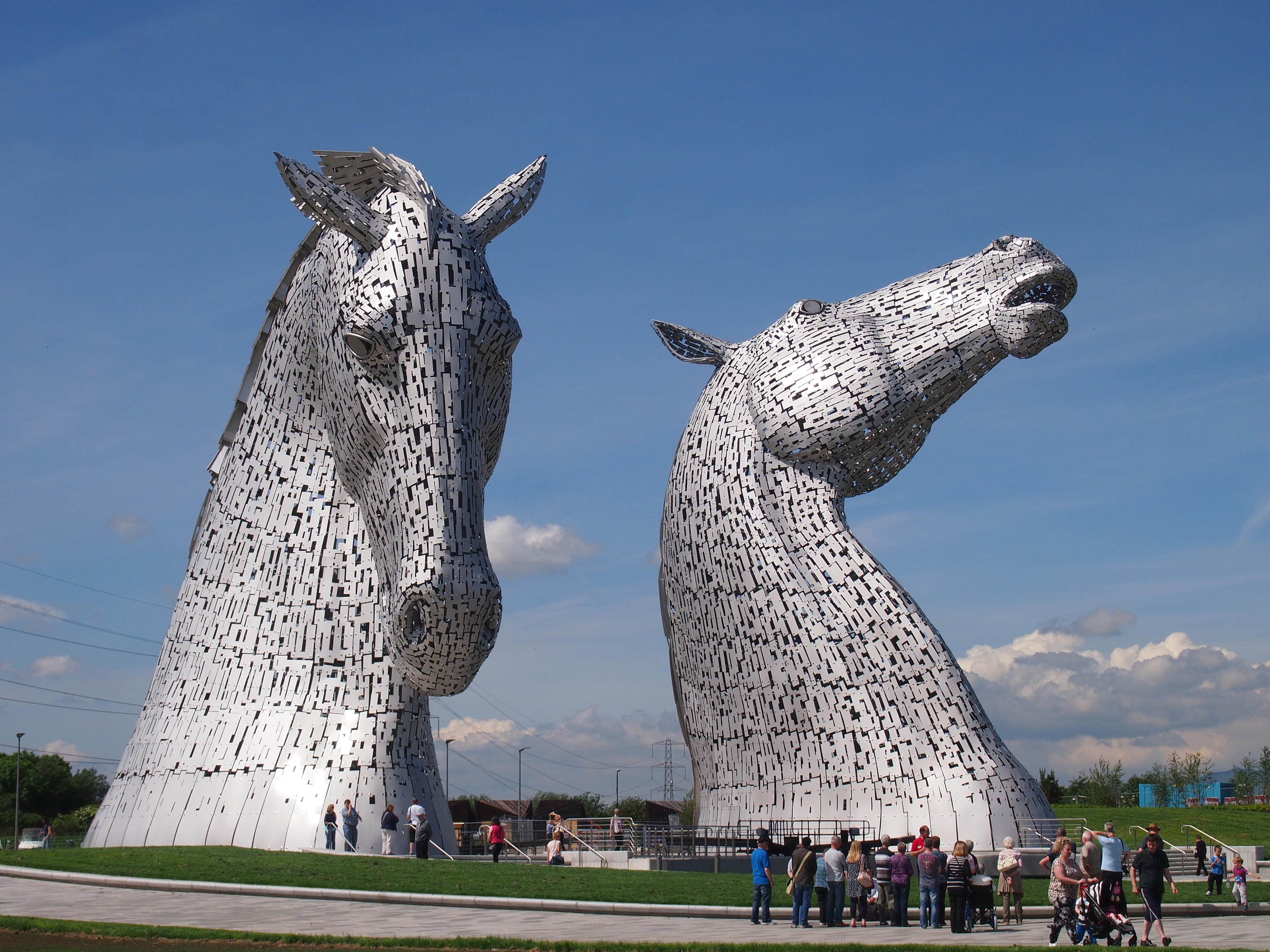 The_Kelpies%2C_at_The_Helix%2C_Scotland.JPG