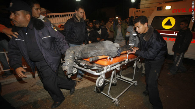 t1larg.gaza.stretcher.afp.g.jpg