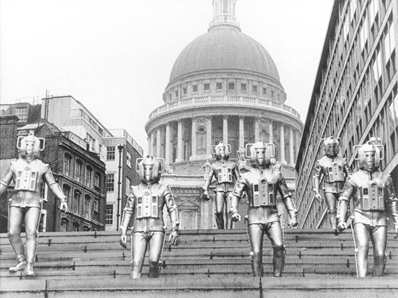 cybermen-the-invasion-london.jpg