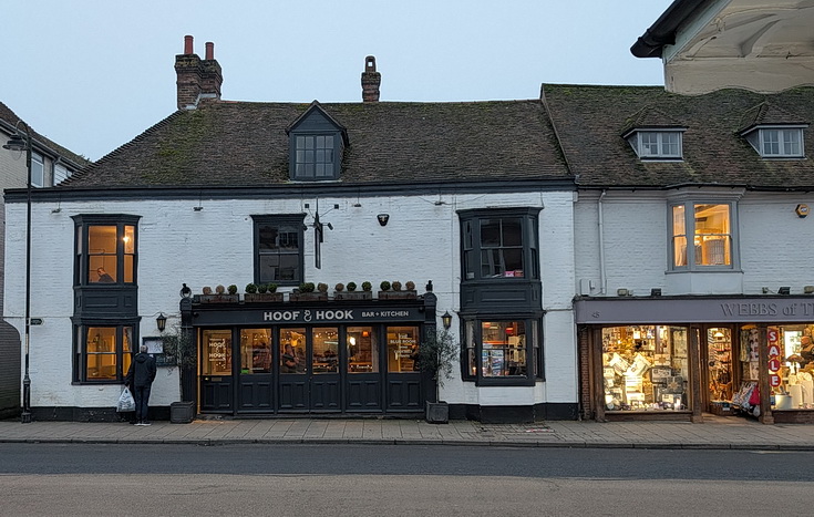 Tenterden in twilight - 25 evening photos of a picturesque Kent town