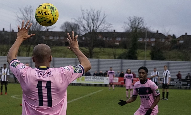 tooting-1-dulwich-hamlet-3-09.jpg