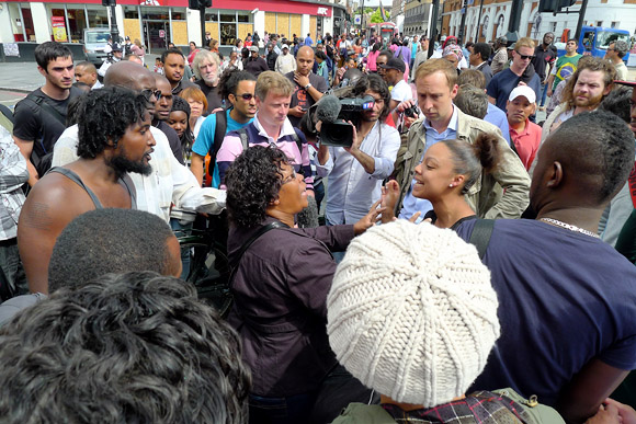 brixton-riot-aftermath-13.jpg