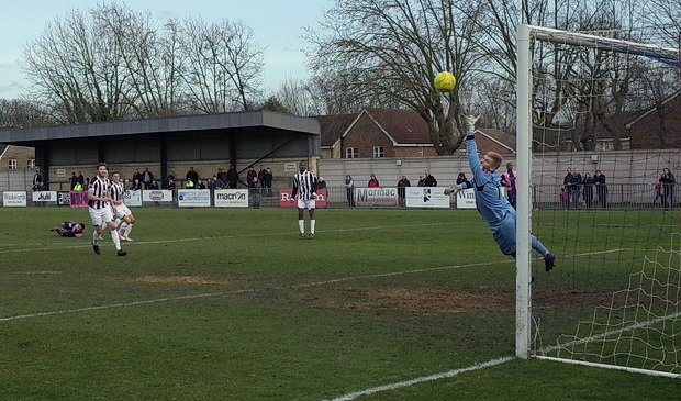 dulwich-hamlet-east-thurrock-12.jpg