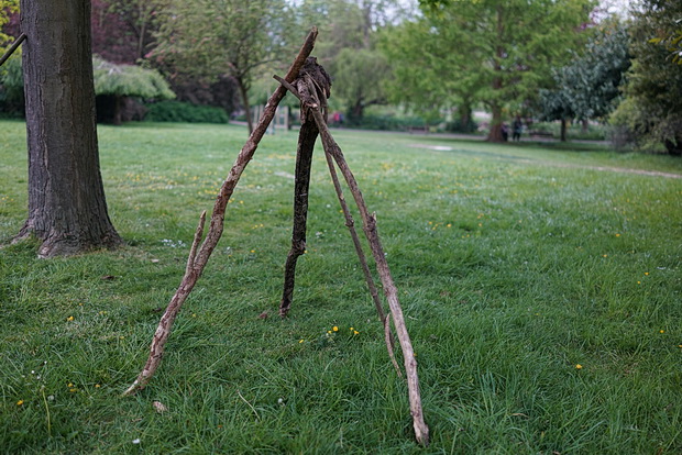 The temporary twig and branch sculptures of Ruskin Park - in photos