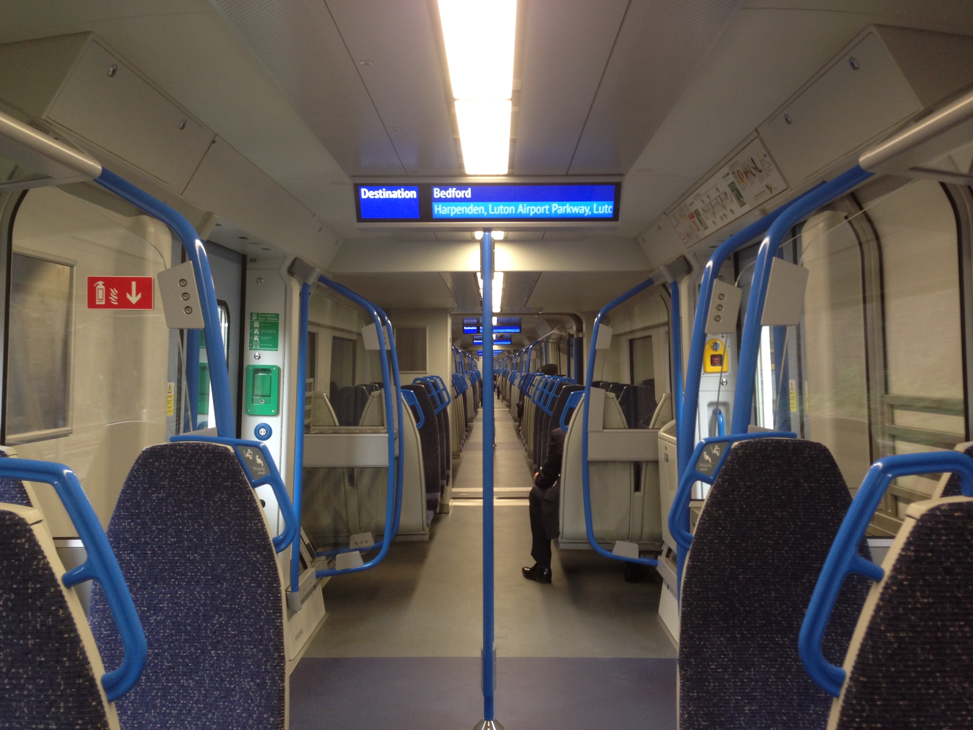 Thameslink_Class_700_interior.jpg