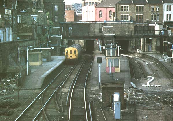 dalston_junction_gerry_cork(1985)42.jpg