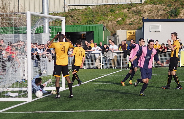 maidstone-dulwich-hamlet-28.jpg