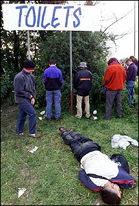 _40275979_glasto_toilets203.jpg