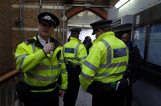 brixton-police-action-04.jpg