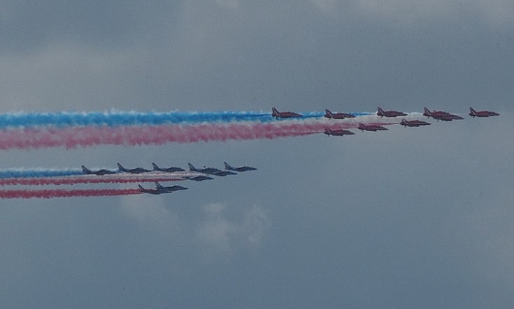 In photos: Red Devils central London flypast seen from Brixton, 18th June 2020