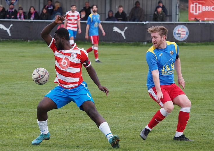 In photos: Peckham Town slip up at home, losing 1-2 to Tenterden Town, Sat 22nd April 2023