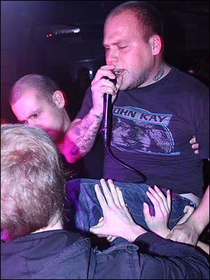 kerrang_bronx_300_01_300x400.jpg