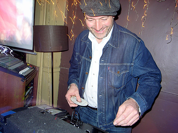 albert-dj-special-apr-2011-07.jpg