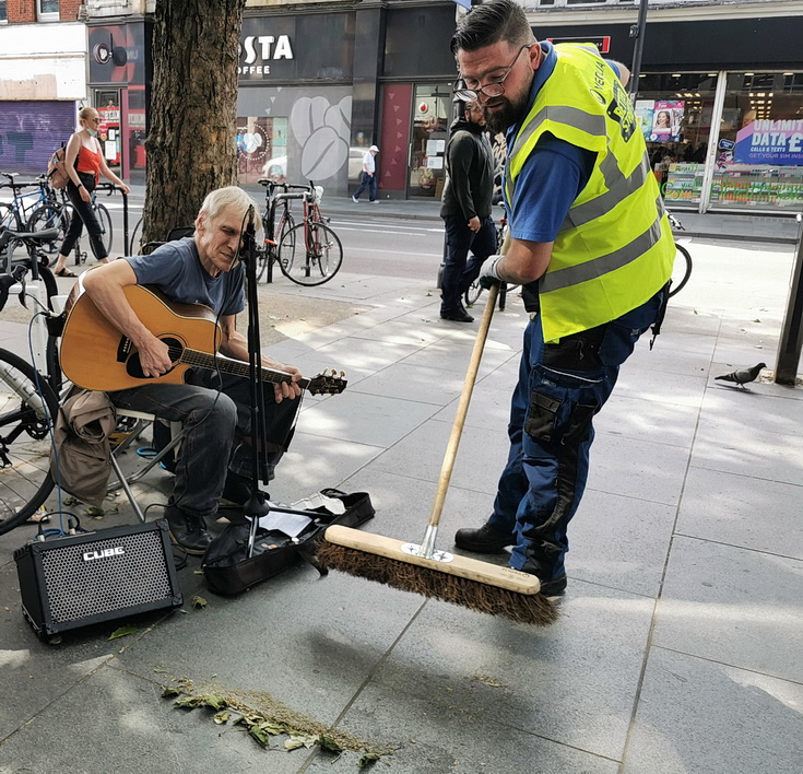 busker-sweeper-02.jpg