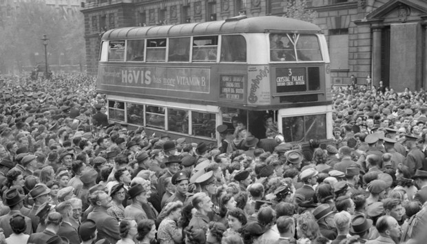 A Brixton-bound No 3 bus gets stuck in VE Day crowds, 8th May 1945