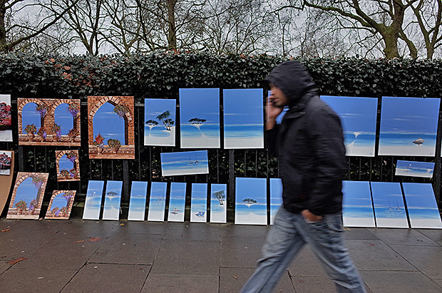 beach-scenes-london-rain.jpg