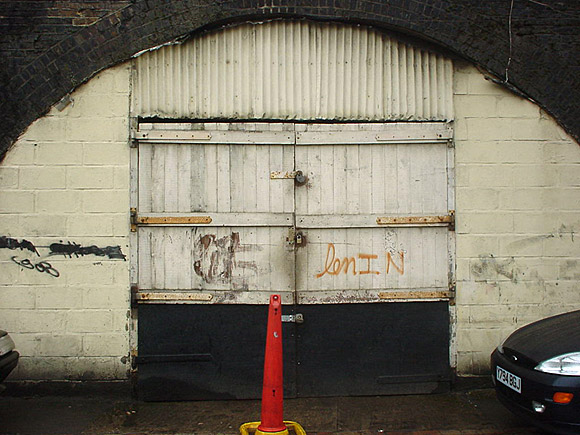 brixton-station-road-2003-06.jpg