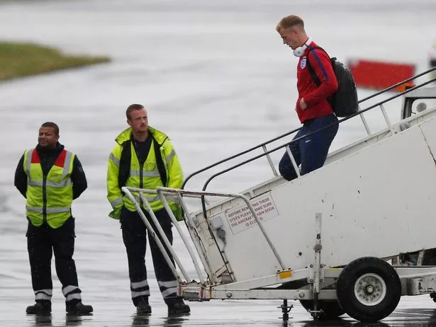 England-squad-arrive-home.jpg