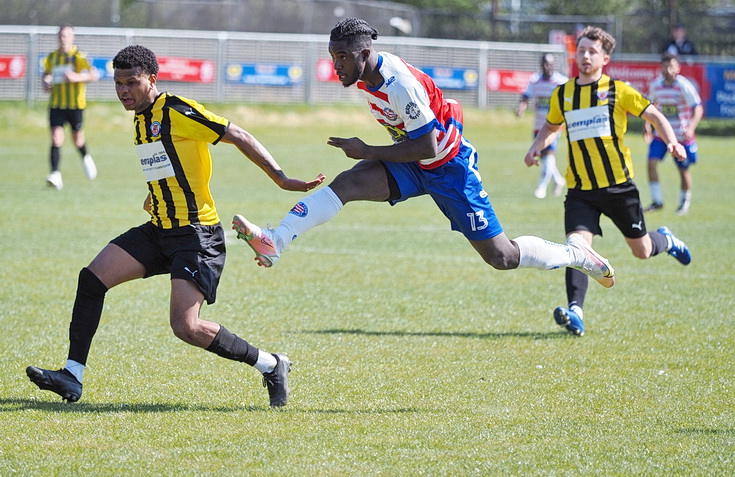 In photos: Ten man Peckham FC beat Croydon 3-0 in feisty cup encounter