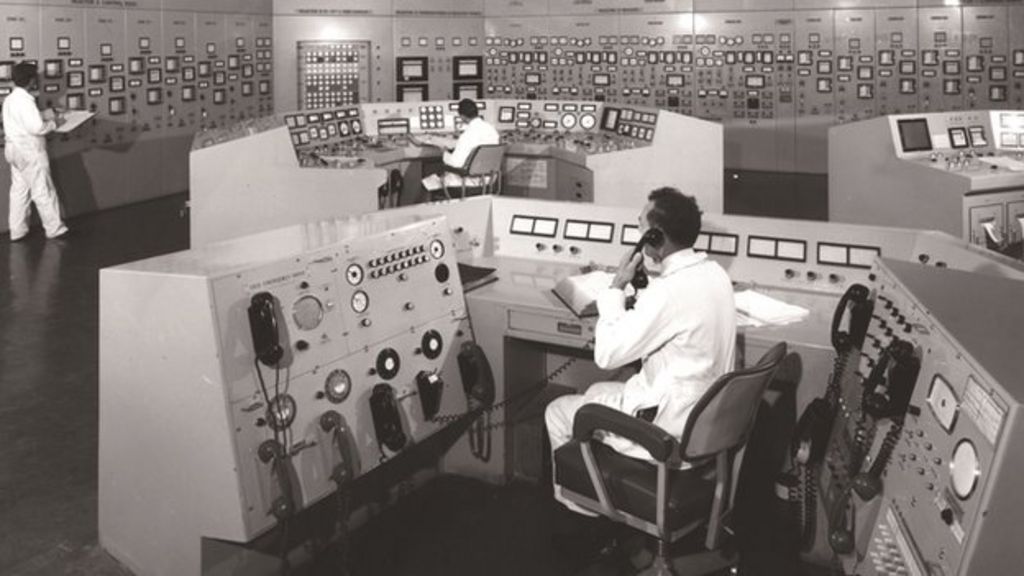 _81389870_sizewellamaincontrolroom3.jpg